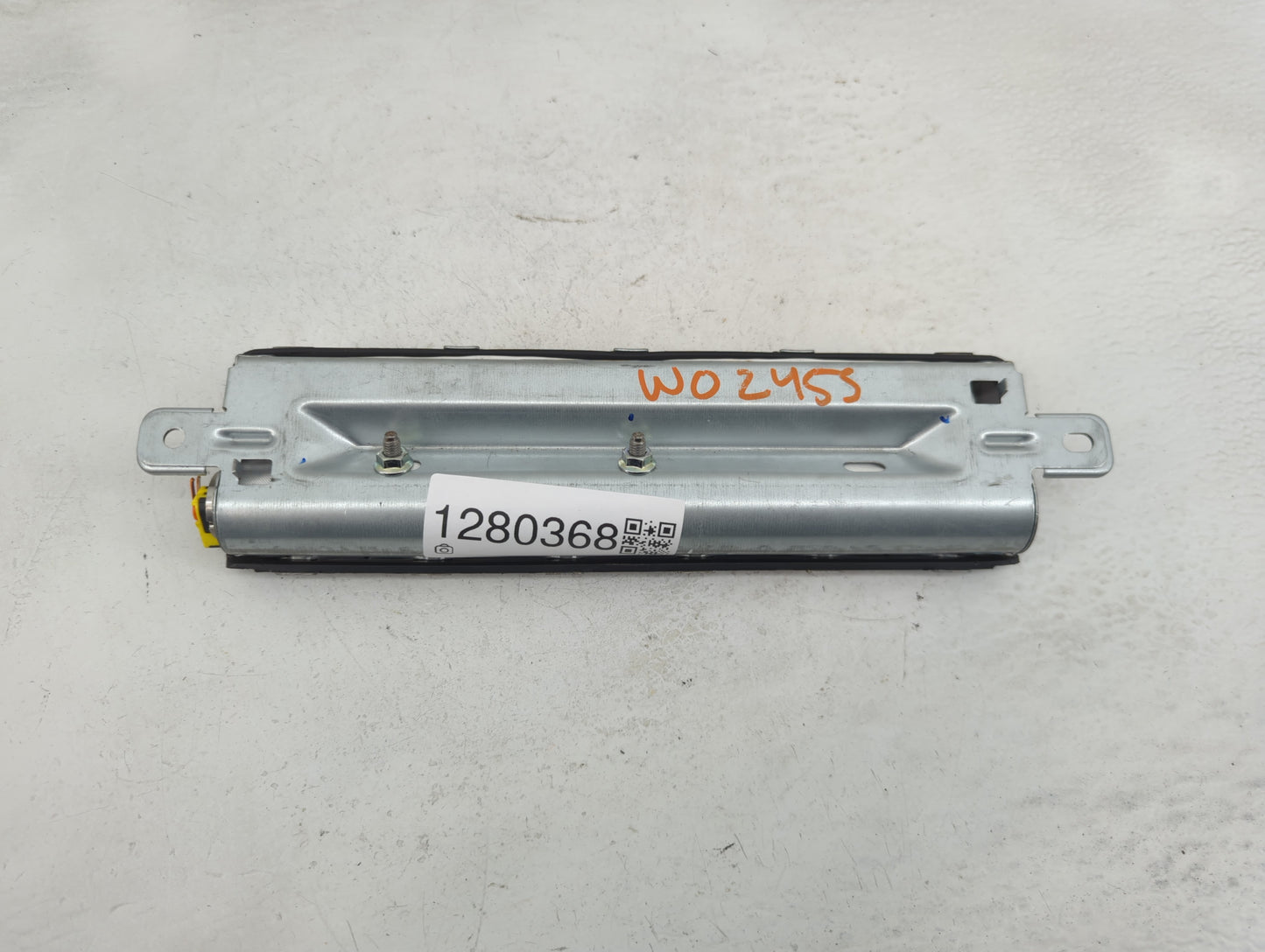 2016-2017 Chevrolet Spark Air Bag Passenger Right Knee OEM P/N:42348960 Fits Fits 2016 2017 OEM Used Auto Parts - Oemusedaut
