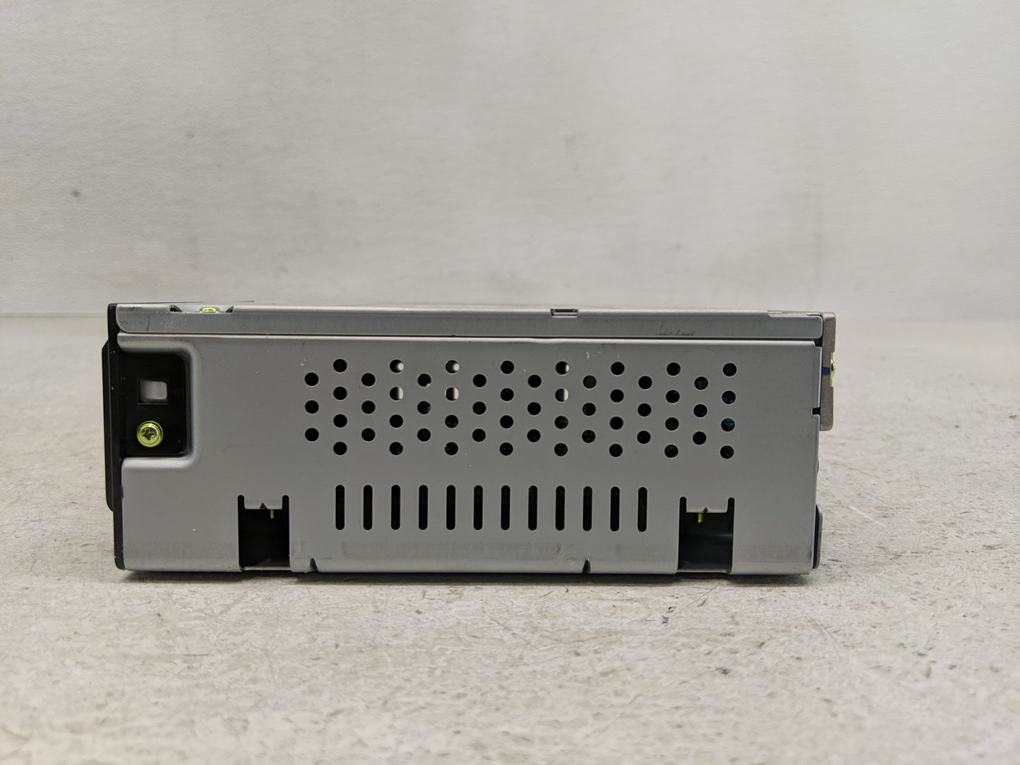 2016 Chevrolet Spark Radio AM FM Cd Player Receiver Replacement P/N:42518059 Fits OEM Used Auto Parts - Oemusedautoparts1.co