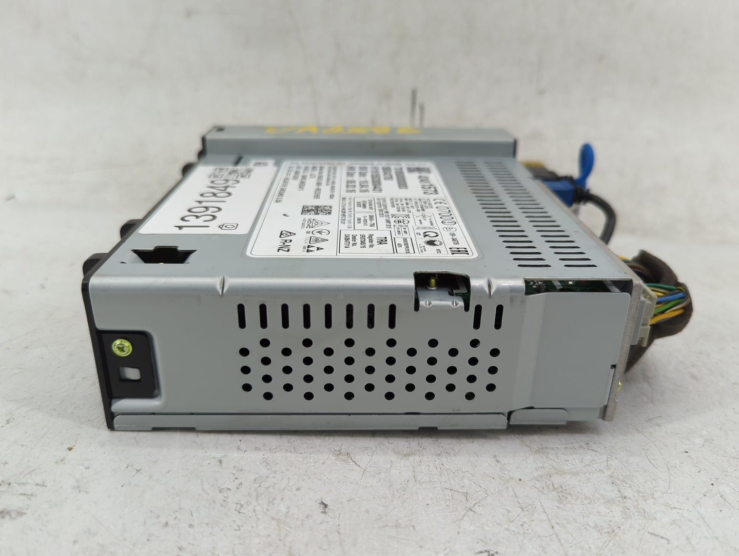 2017 Chevrolet Spark Radio AM FM Cd Player Receiver Replacement P/N:555343750 42481573 Fits Fits 2018 OEM Used Auto Parts - 