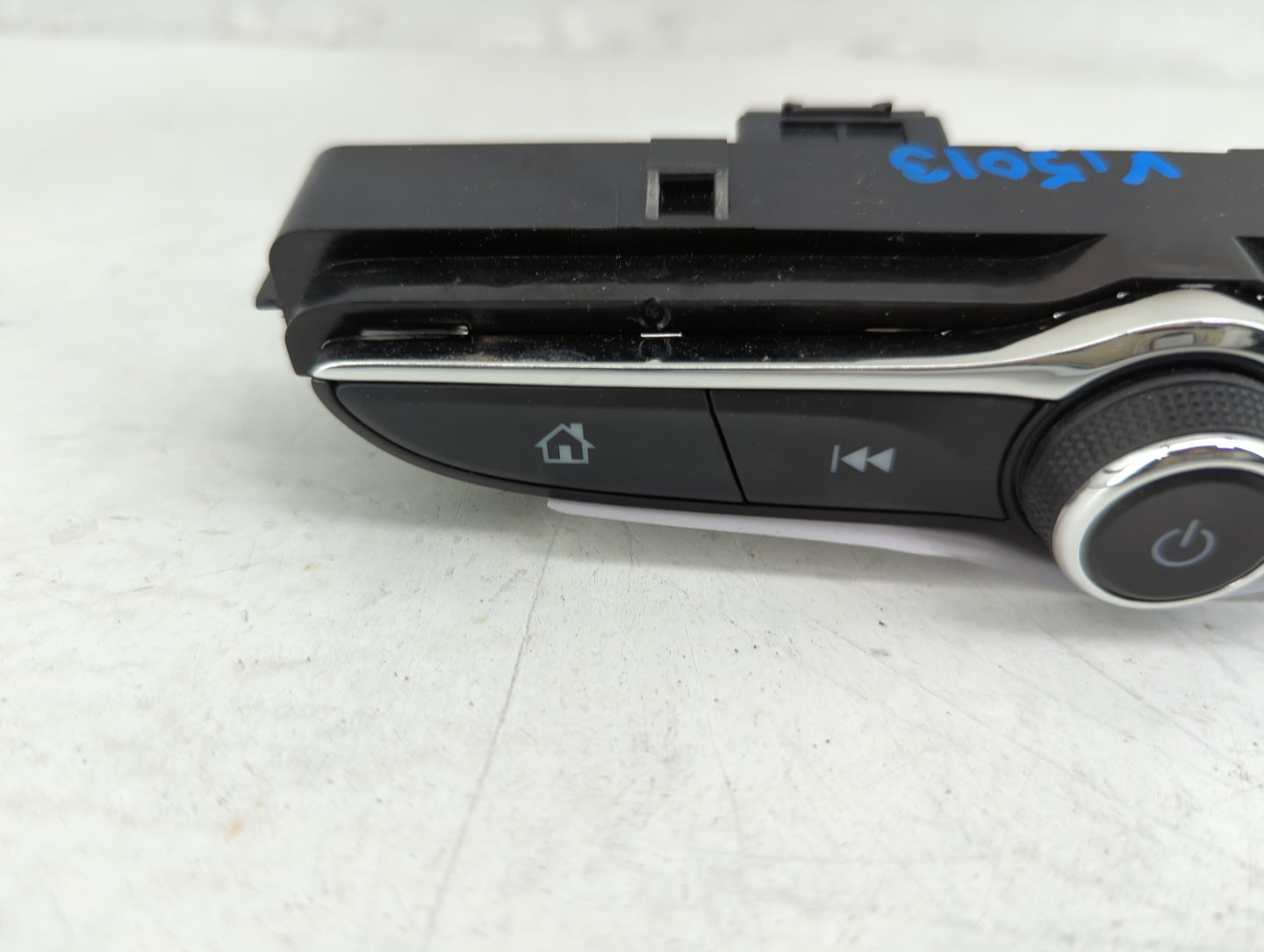 2016-2019 Chevrolet Spark Radio AM FM Cd Player Receiver Replacement P/N:42342512 Fits Fits 2016 2017 2018 2019 OEM Used Aut