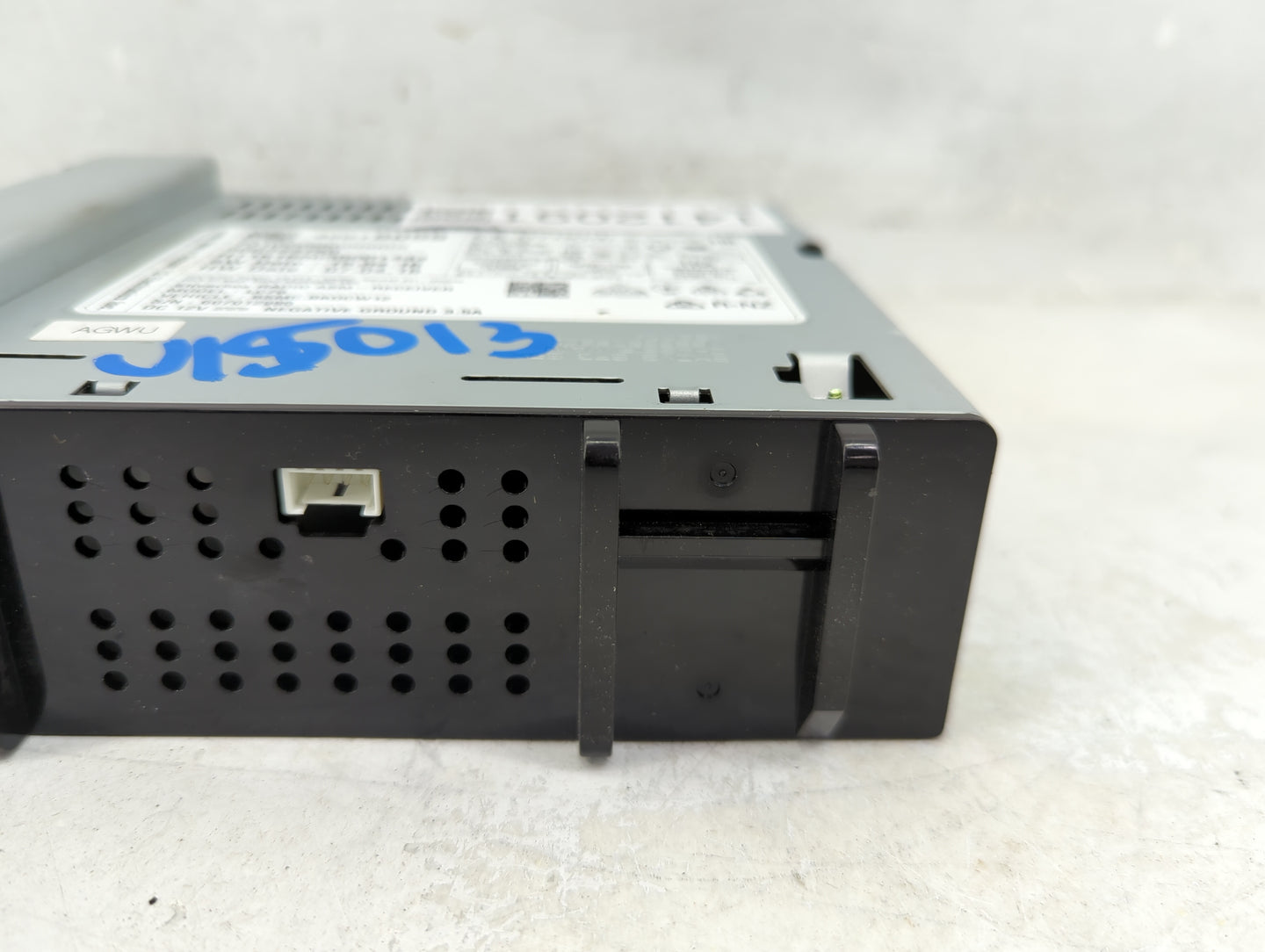 2017 Chevrolet Spark Radio AM FM Cd Player Receiver Replacement P/N:42518059 Fits Fits 2018 2019 OEM Used Auto Parts - Oemus