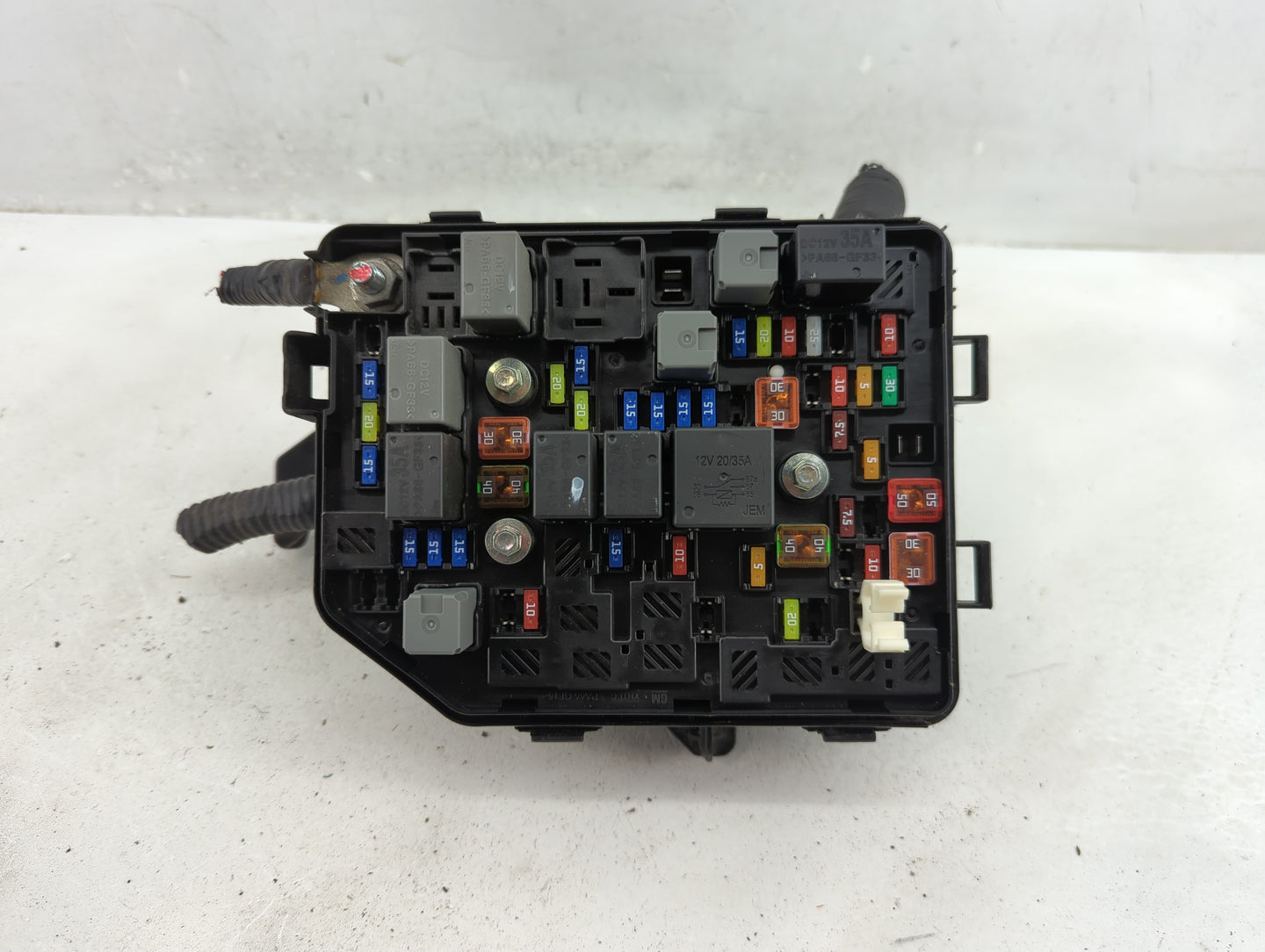 2017-2019 Chevrolet Spark Fusebox Fuse Box Panel Relay Module Fits Fits 2017 2018 2019 OEM Used Auto Parts - Oemusedautopart