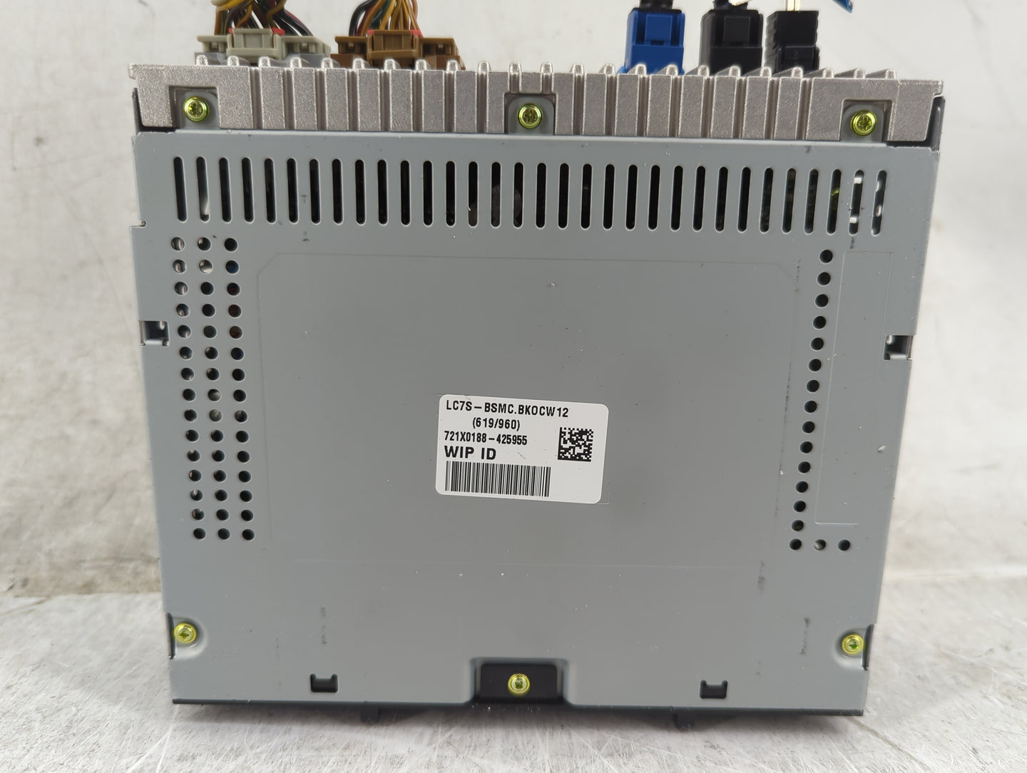 2017 Chevrolet Spark Radio AM FM Cd Player Receiver Replacement P/N:42518059 LC7S, BSMC.BKOCW12 Fits Fits 2018 2019 OEM Used