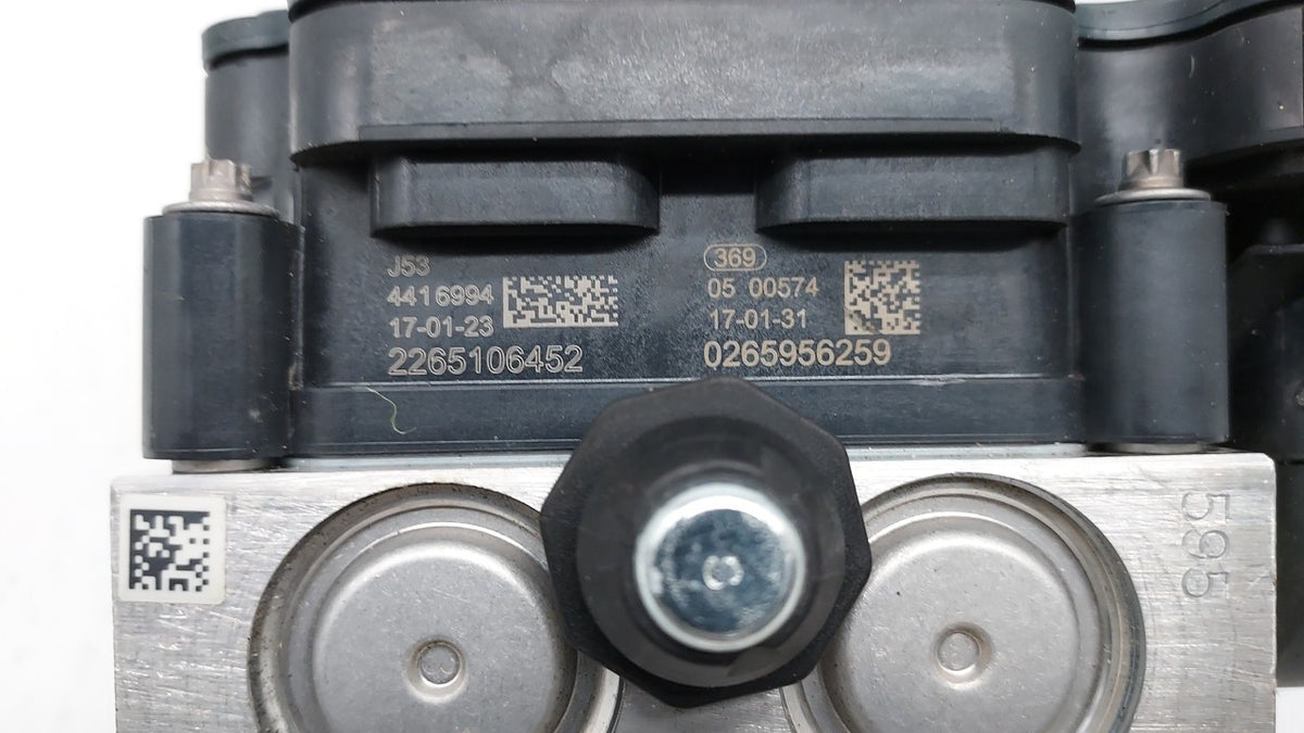 2017 Chevrolet Spark Anti-Lock Brake ABS Pump Module Actuator OEM P/N:42483587 Fits OEM Used Auto Parts - Oemusedautoparts1.