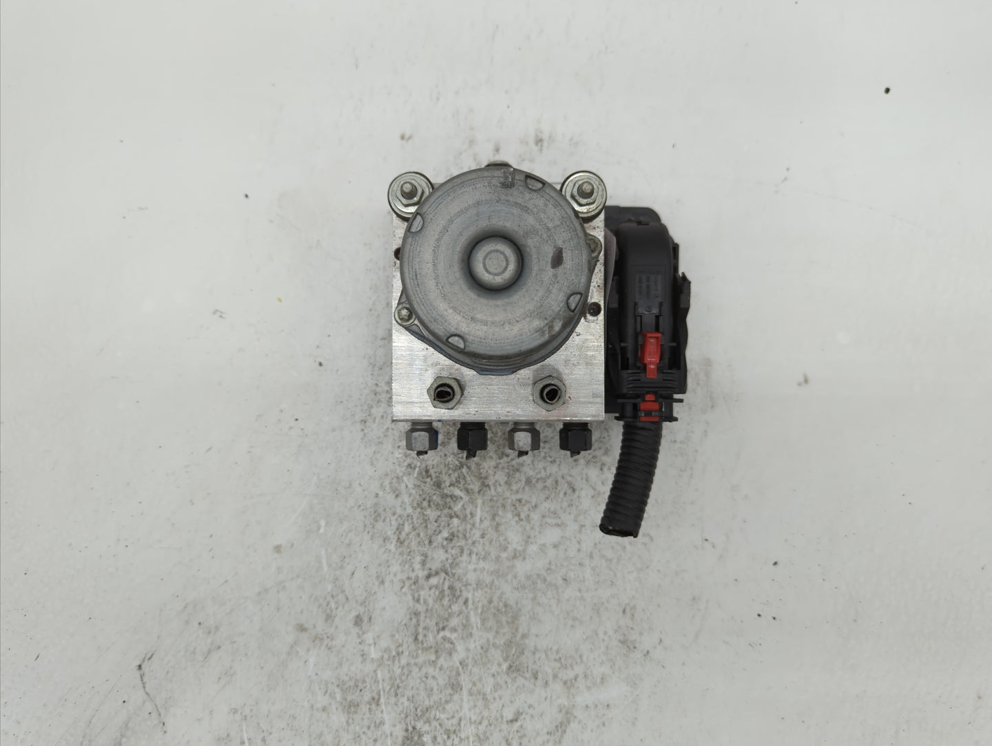 2017 Chevrolet Spark ABS Pump Control Module Replacement P/N:42483587 Fits OEM Used Auto Parts - Oemusedautoparts1.com