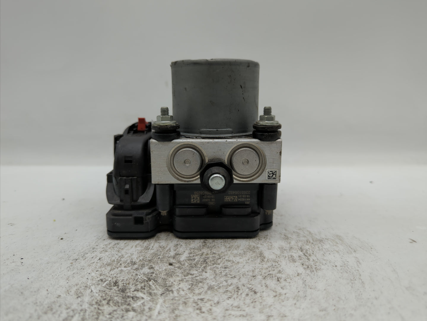 2017 Chevrolet Spark ABS Pump Control Module Replacement P/N:42483587 Fits OEM Used Auto Parts - Oemusedautoparts1.com