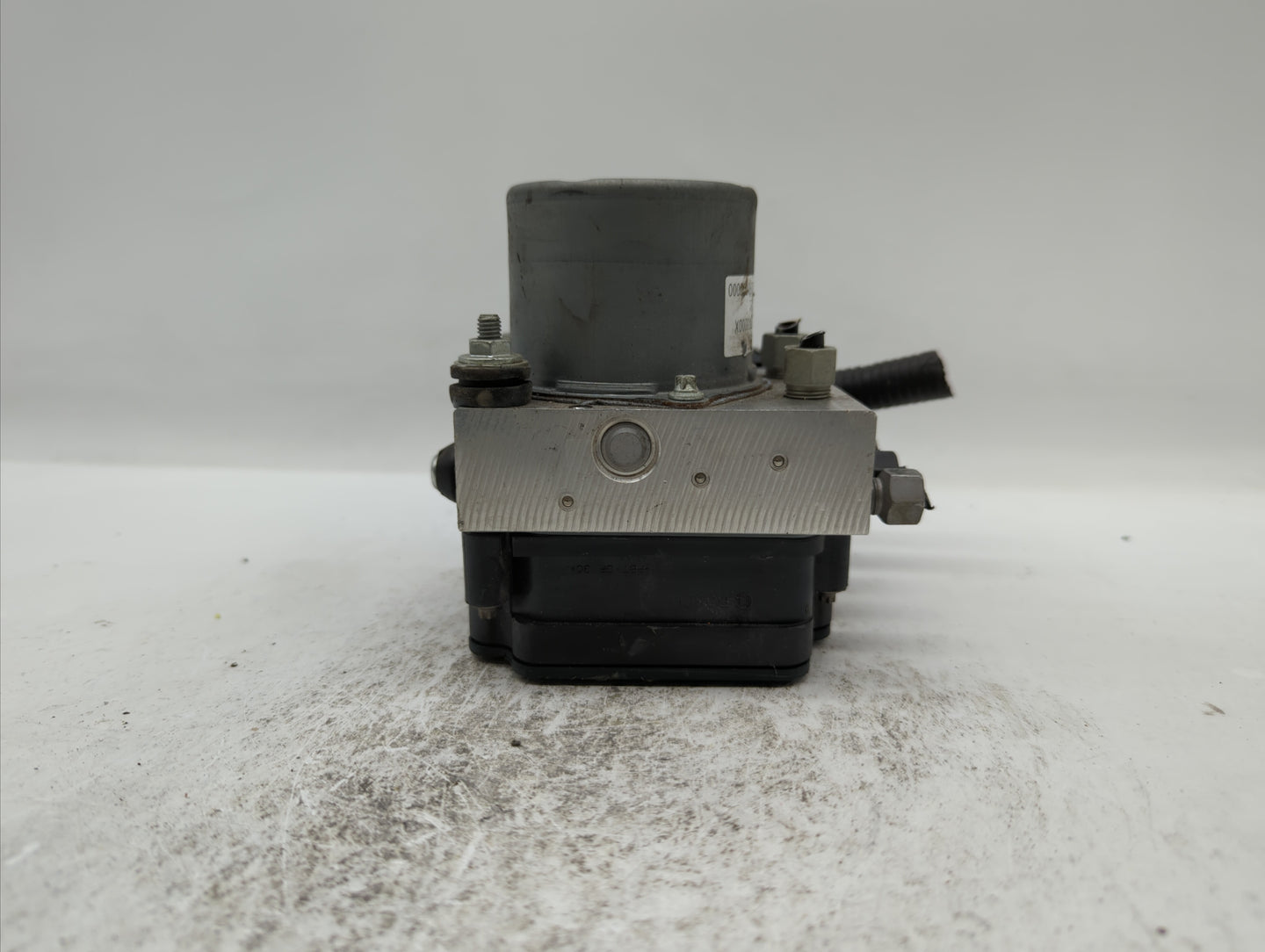 2017 Chevrolet Spark ABS Pump Control Module Replacement P/N:42483587 Fits OEM Used Auto Parts - Oemusedautoparts1.com