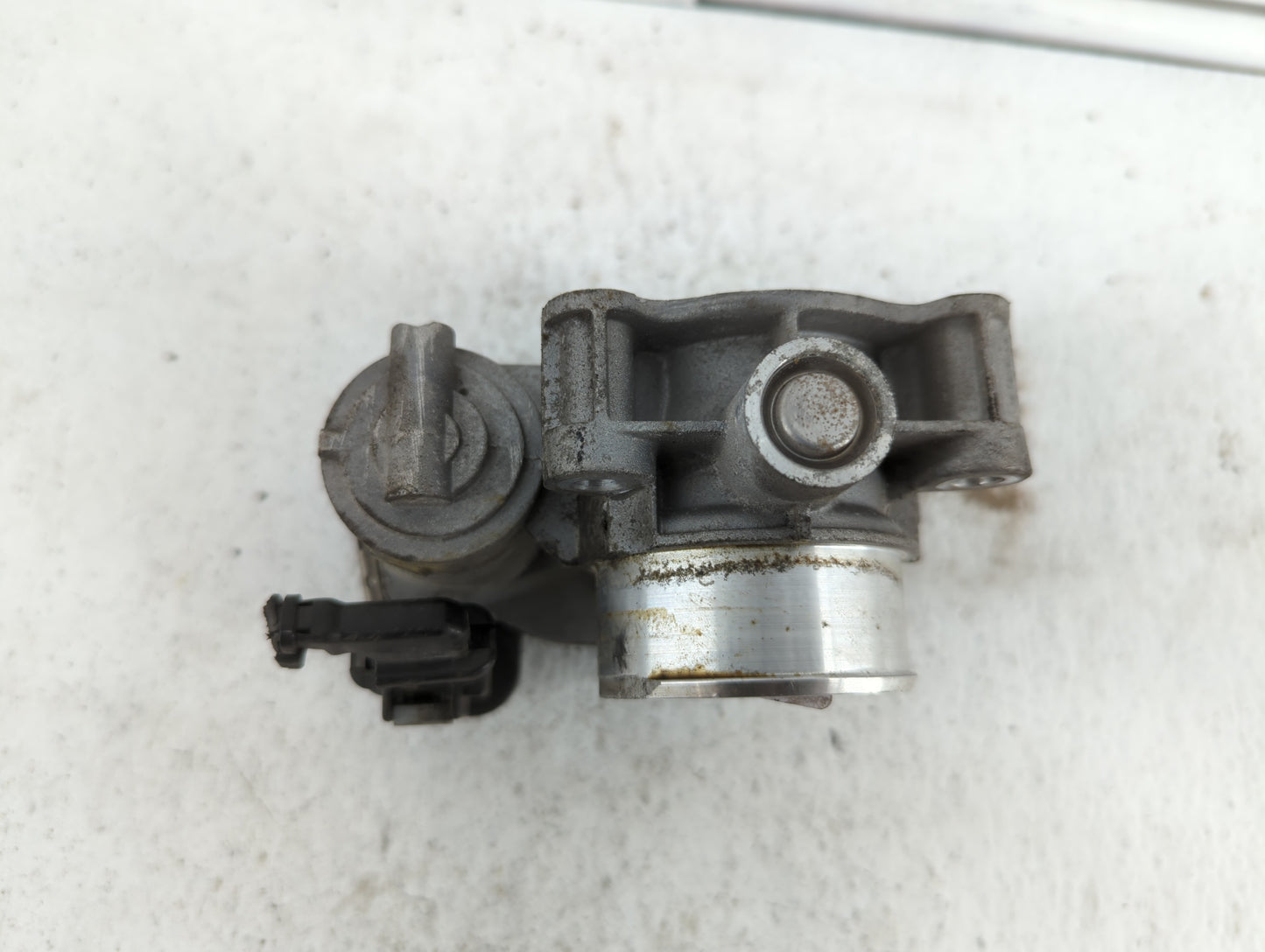 2016-2018 Chevrolet Spark Throttle Body P/N:12673014 Fits Fits 2016 2017 2018 OEM Used Auto Parts - Oemusedautoparts1.com