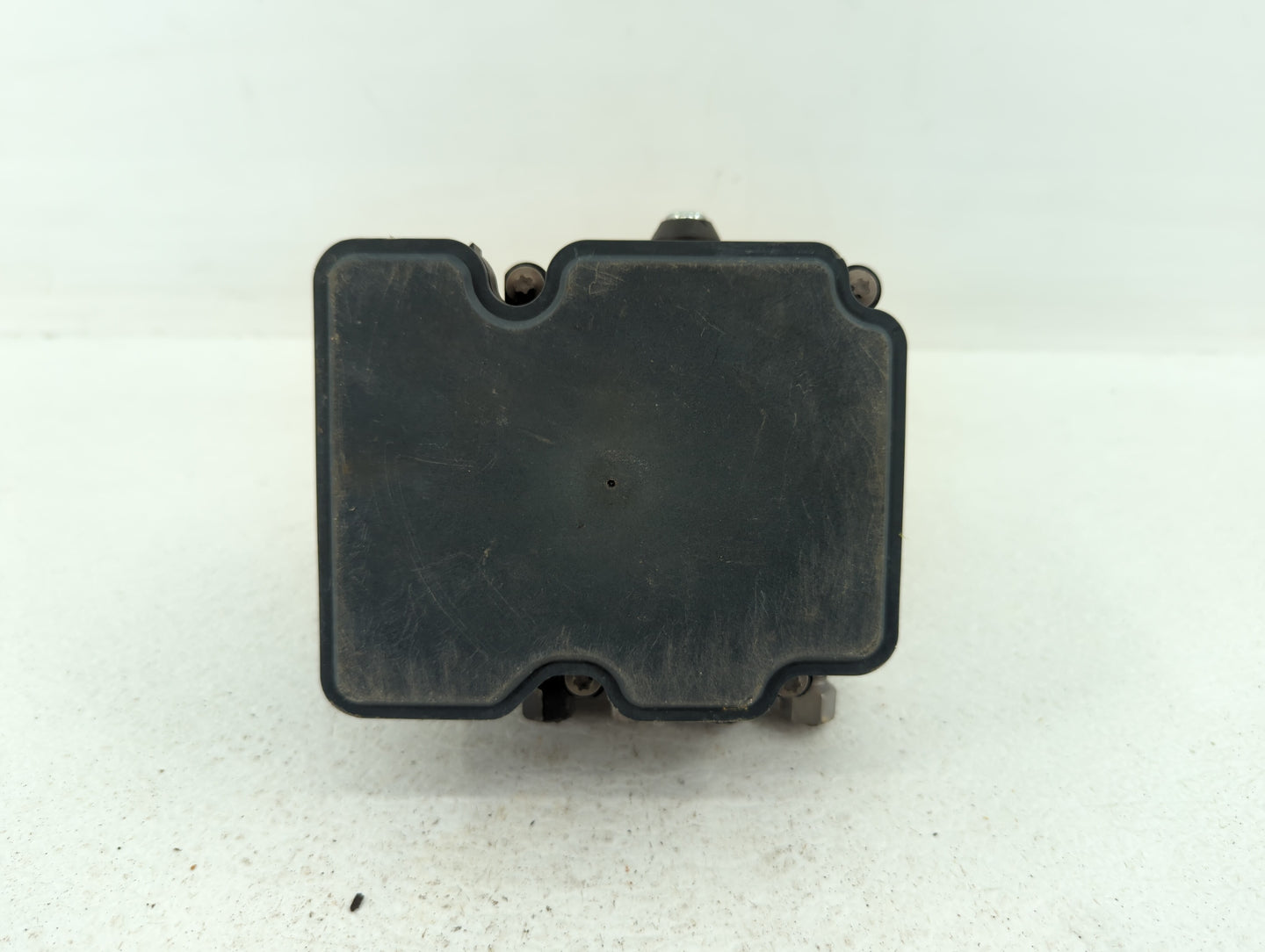 2017 Chevrolet Spark ABS Pump Control Module Replacement P/N:42518999 42483587 Fits OEM Used Auto Parts - Oemusedautoparts1.