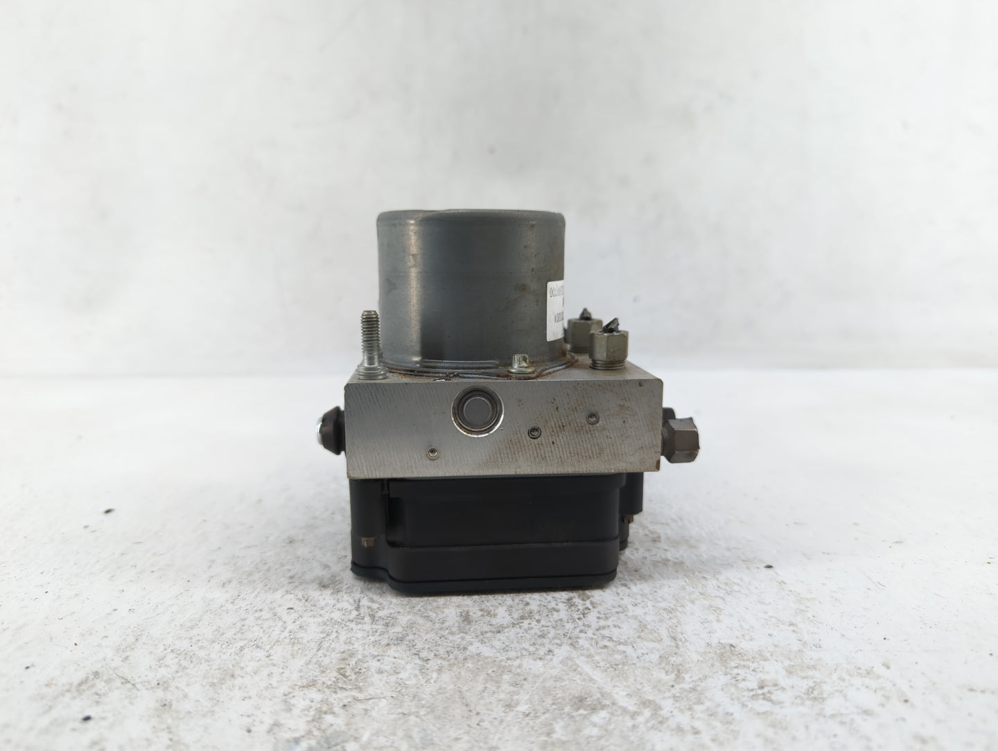 2017 Chevrolet Spark ABS Pump Control Module Replacement P/N:42483587 Fits OEM Used Auto Parts - Oemusedautoparts1.com