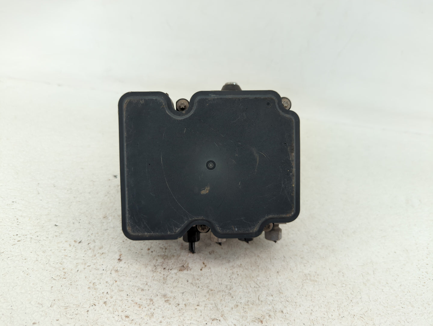 2017 Chevrolet Spark ABS Pump Control Module Replacement P/N:42483587 Fits OEM Used Auto Parts - Oemusedautoparts1.com