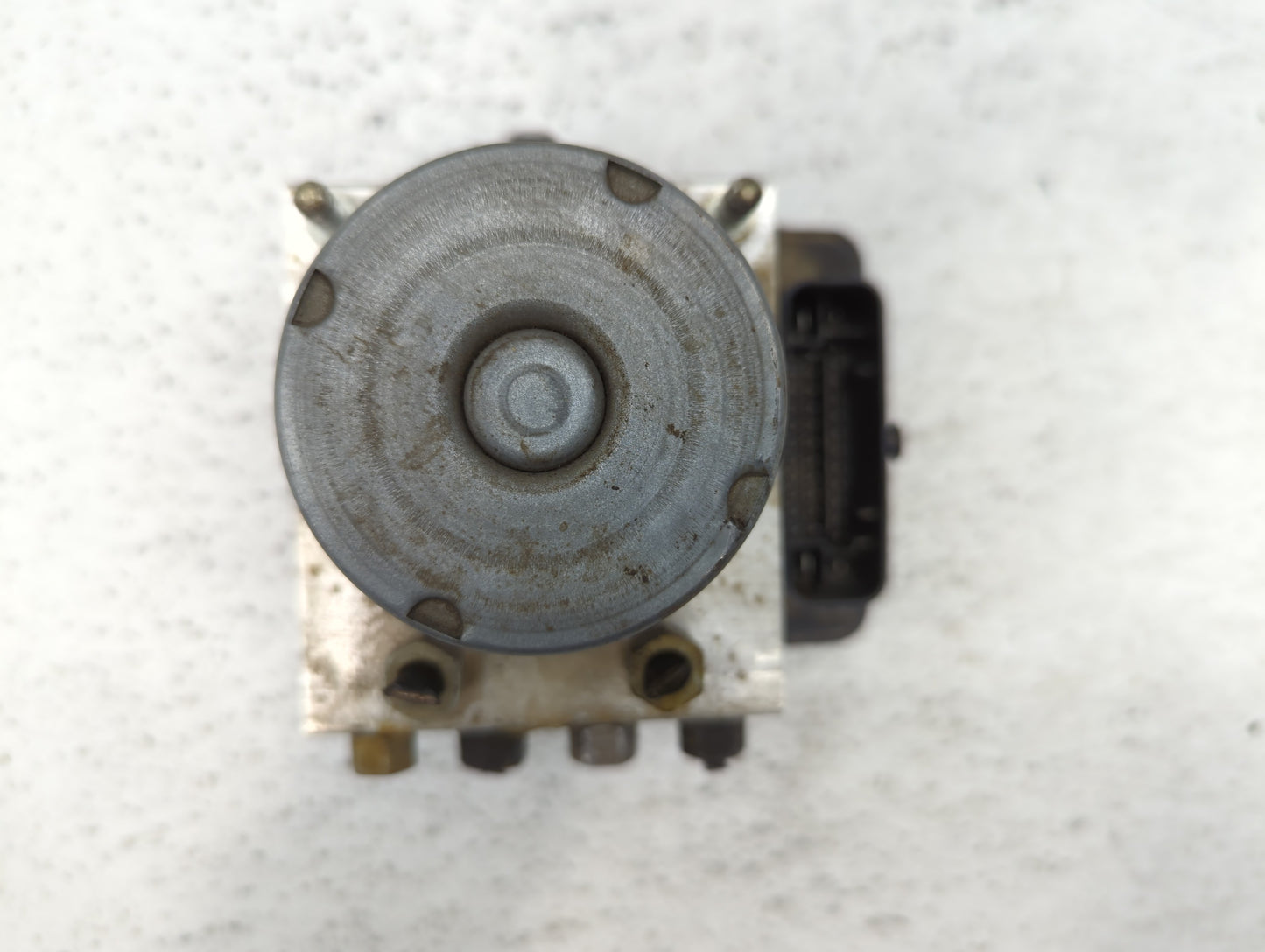 2017 Chevrolet Spark ABS Pump Control Module Replacement P/N:42483587 Fits OEM Used Auto Parts - Oemusedautoparts1.com