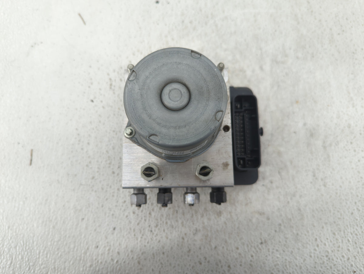 2017 Chevrolet Spark Anti-Lock Brake ABS Pump Module Actuator OEM P/N:42518999 42483587 Fits OEM Used Auto Parts - Oemusedau