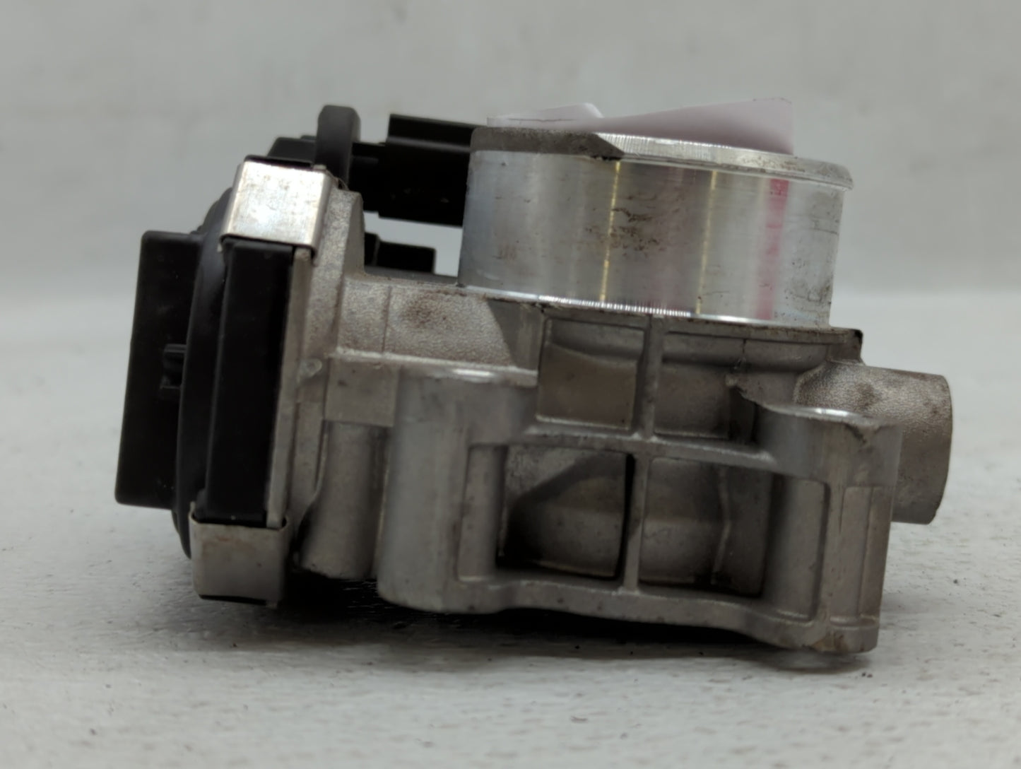 2016-2022 Chevrolet Spark Throttle Body P/N:12673014 Fits Fits 2016 2017 2018 2019 2020 2021 2022 OEM Used Auto Parts - Oemu