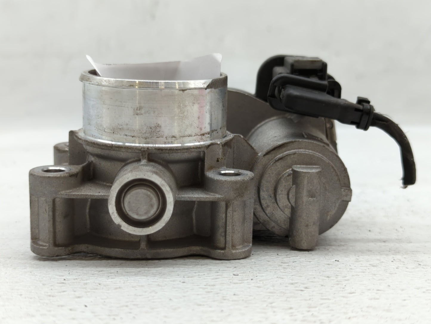 2016-2022 Chevrolet Spark Throttle Body P/N:12673014 Fits Fits 2016 2017 2018 2019 2020 2021 2022 OEM Used Auto Parts - Oemu