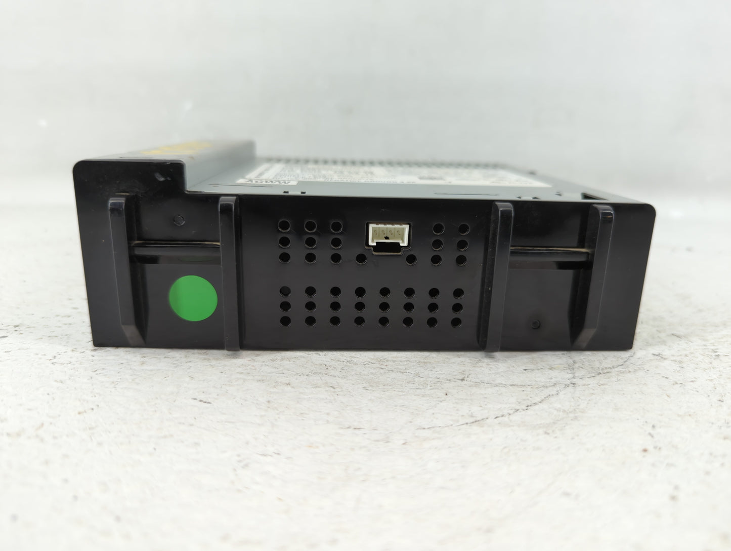 2017-2017 Chevrolet Spark Am Fm Cd Player Radio Receiver - Oemusedautoparts1.com