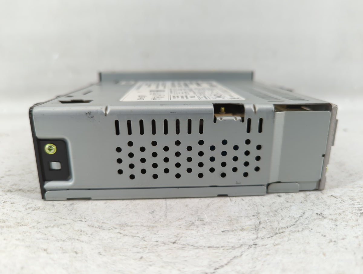 2017-2017 Chevrolet Spark Am Fm Cd Player Radio Receiver 554450 - Oemusedautoparts1.com