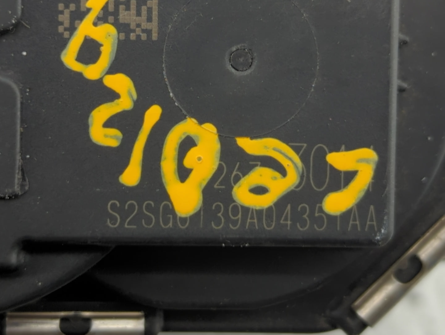 2016-2022 Chevrolet Spark Throttle Body P/N:12673014 Fits Fits 2016 2017 2018 2019 2020 2021 2022 OEM Used Auto Parts - Oemu