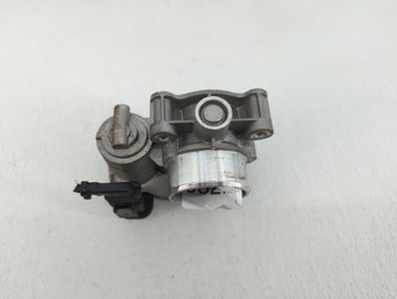 2016-2022 Chevrolet Spark Throttle Body P/N:12673014 Fits Fits 2016 2017 2018 2019 2020 2021 2022 OEM Used Auto Parts