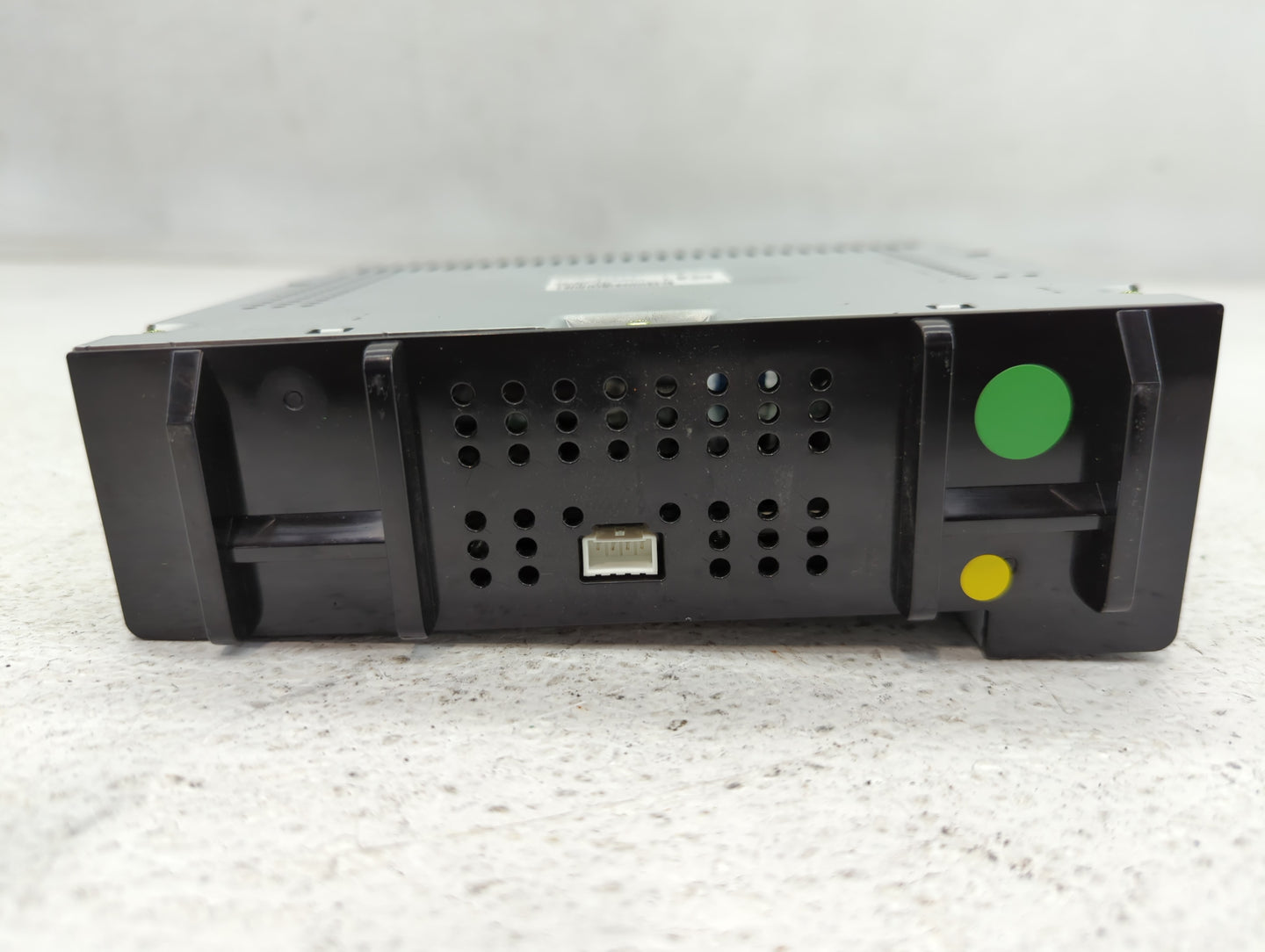 2017 Chevrolet Spark Radio AM FM Cd Player Receiver Replacement P/N:42518059 Fits Fits 2018 2019 OEM Used Auto Parts - Oemus