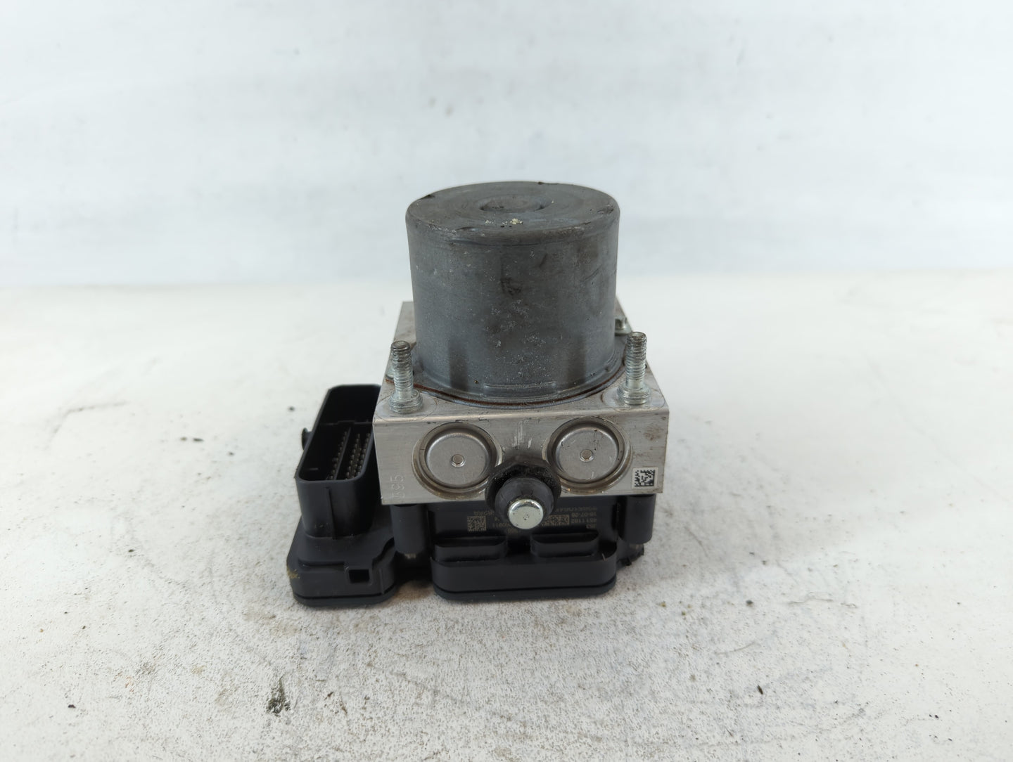 2017 Chevrolet Spark ABS Pump Control Module Replacement P/N:42483587 Fits OEM Used Auto Parts - Oemusedautoparts1.com