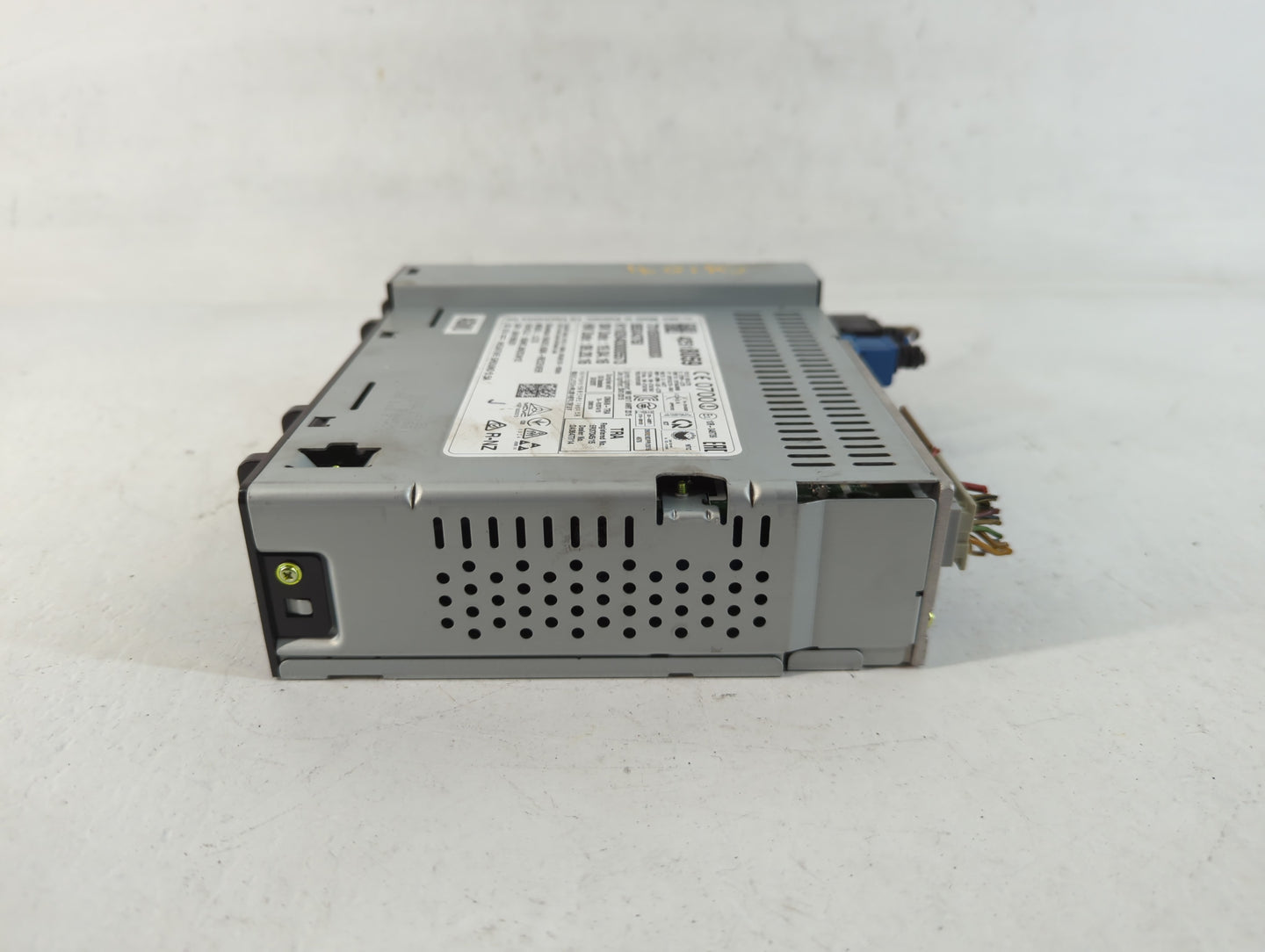 2016-2019 Chevrolet Spark Am Fm Cd Player Radio Receiver - Oemusedautoparts1.com