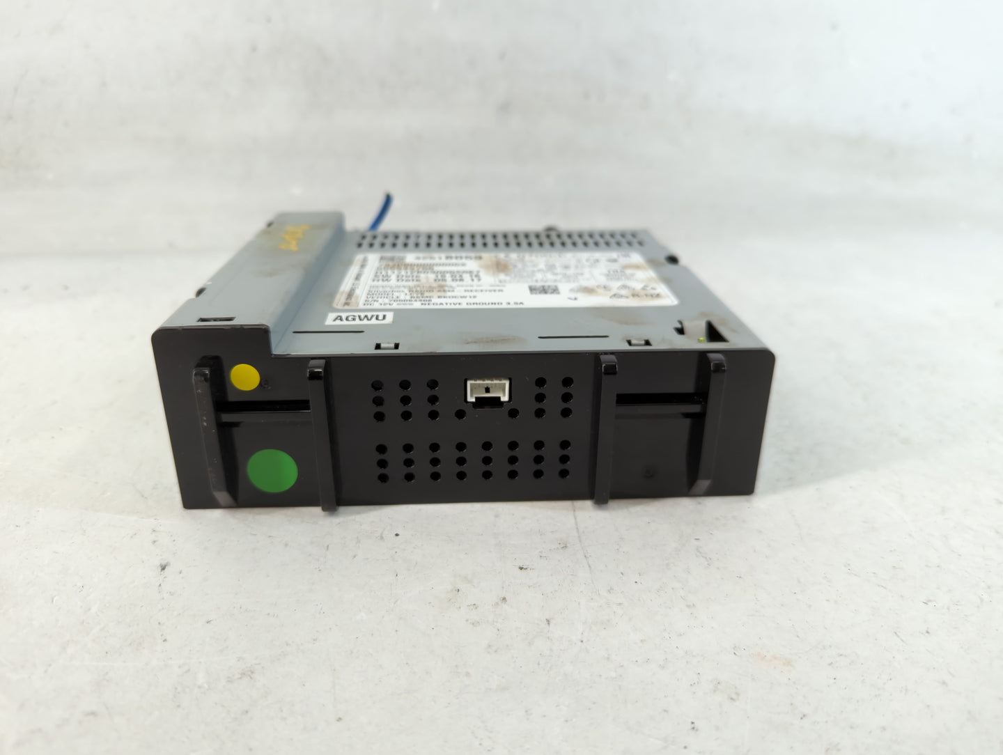 2017 Chevrolet Spark Radio AM FM Cd Player Receiver Replacement P/N:42518059 Fits Fits 2018 2019 OEM Used Auto Parts - Oemus