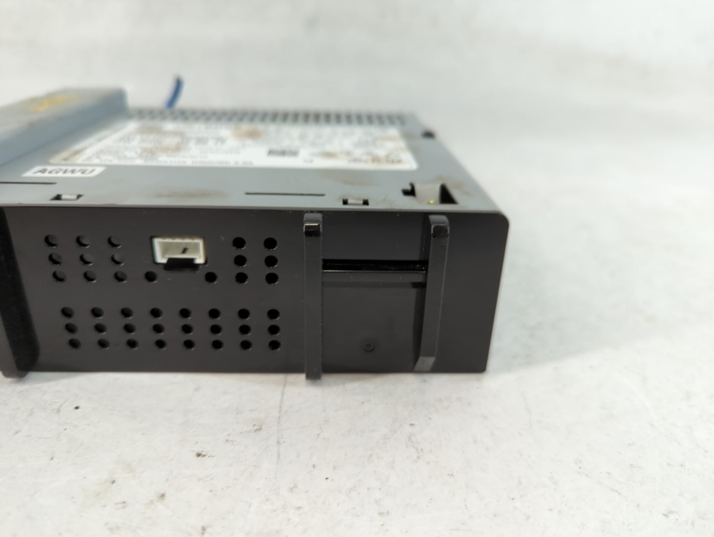 2017 Chevrolet Spark Radio AM FM Cd Player Receiver Replacement P/N:42518059 Fits Fits 2018 2019 OEM Used Auto Parts - Oemus