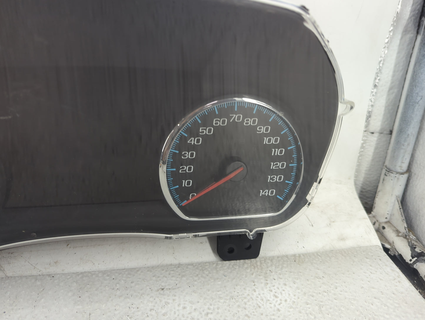 2017 Chevrolet Suburban Instrument Cluster Speedometer Gauges P/N:84201626 7110500000000X, 813075439, B117202A71091841 Miles