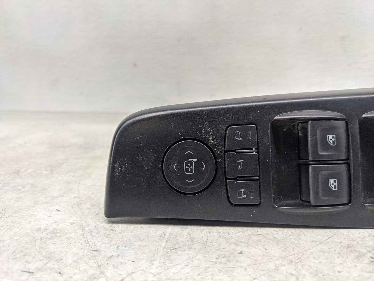 2017 Chevrolet Suburban 1500 Master Power Window Switch Replacement Driver Side Left P/N:23488411 Fits OEM Used Auto Parts -