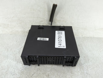 compare product 2017 Chevrolet Suburban 1500 Radio AM FM Cd Player Receiver Replacement P/N:84278527 Fits Fits 2018 2019 OEM Used Auto Parts