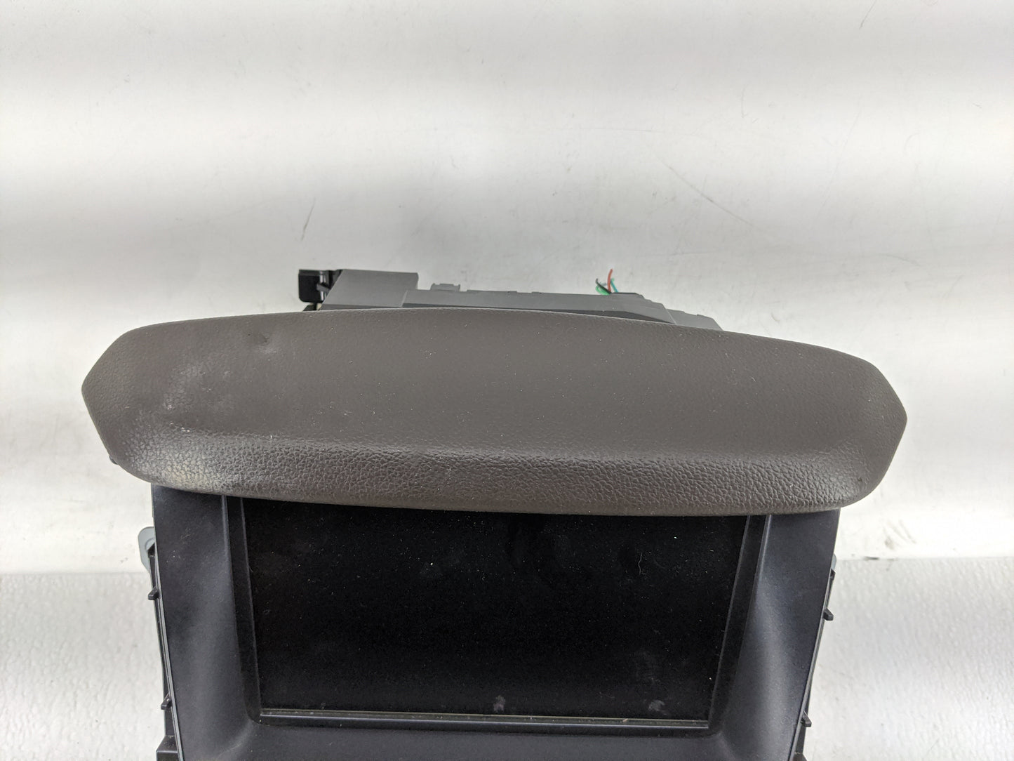 2017 Chevrolet Suburban 1500 Radio AM FM Cd Player Receiver Replacement Fits Fits 2018 2019 2020 OEM Used Auto Parts - Oemus