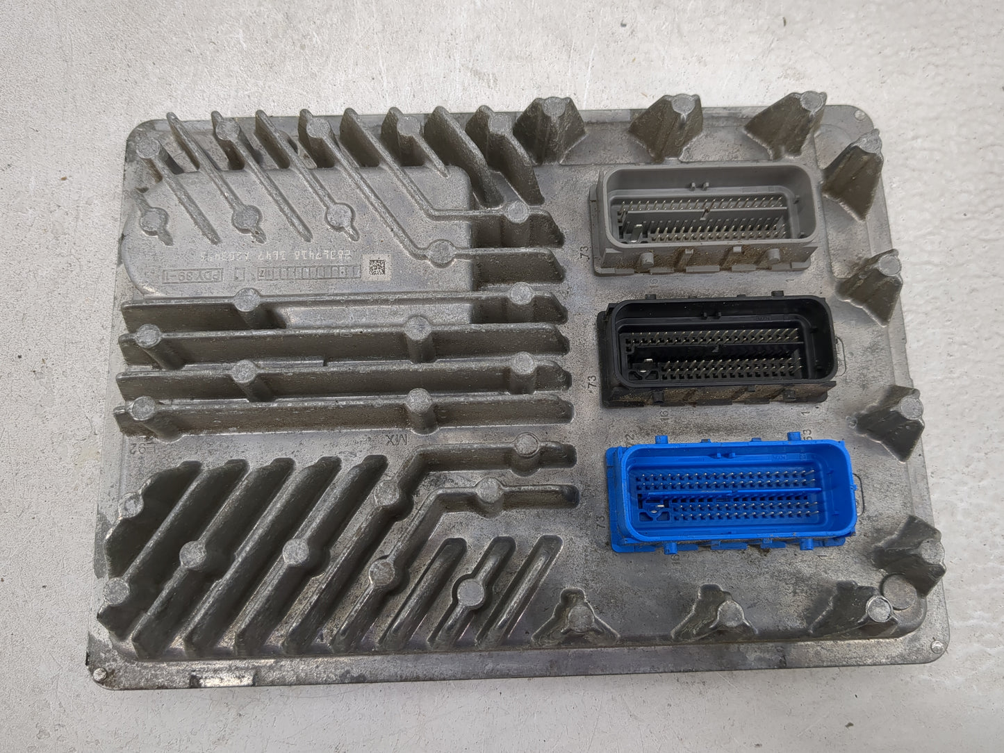 2017 Chevrolet Suburban 1500 PCM Engine Control Computer ECU ECM PCU OEM P/N:12678939 84803280 Fits Fits 2016 2018 OEM Used 