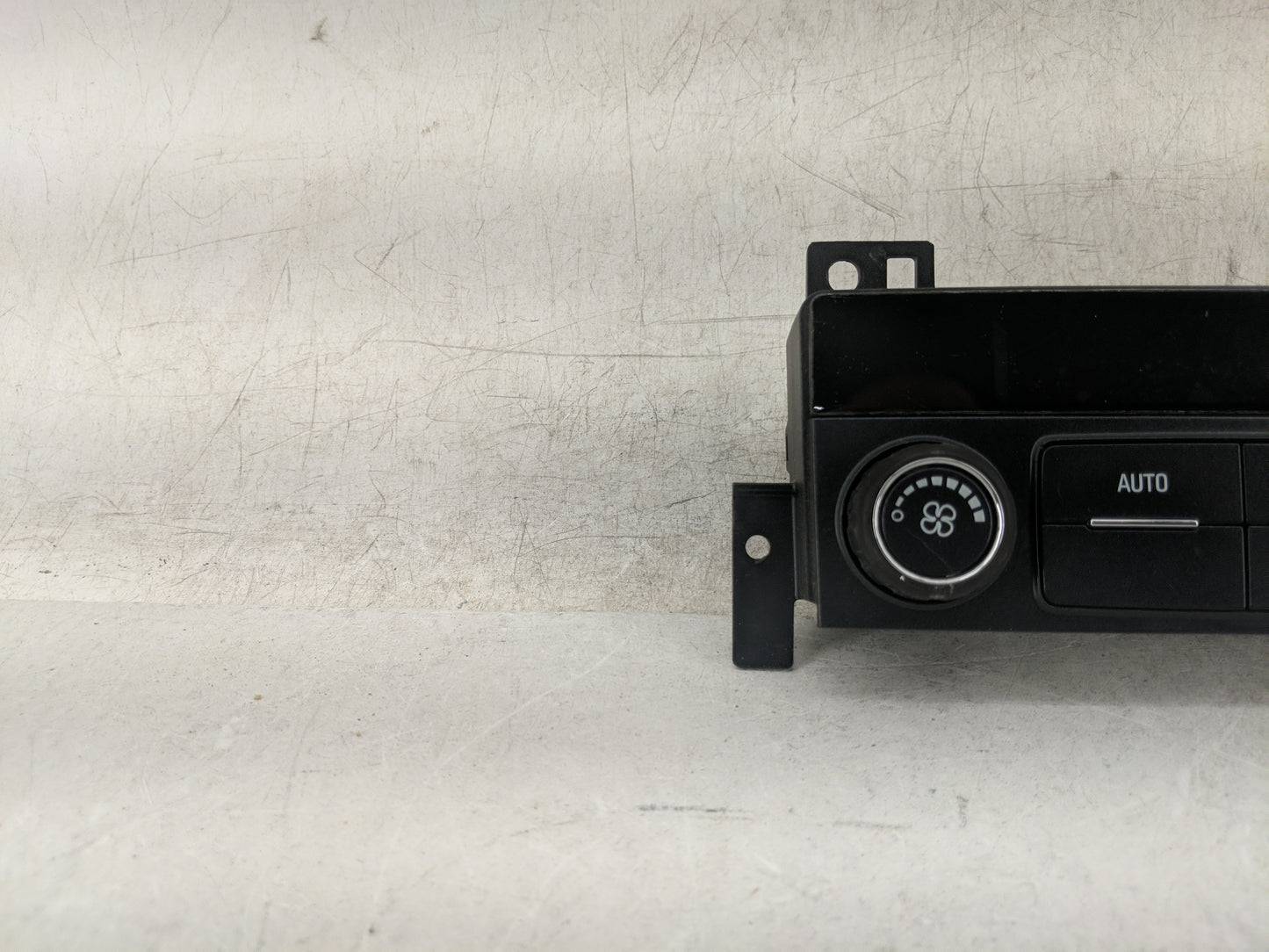 2017 Chevrolet Suburban 1500 Climate Control Module Temperature AC/Heater Replacement P/N:13364965 7327 Fits OEM Used Auto P