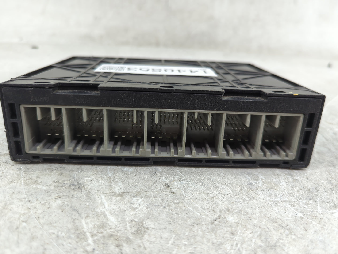 Chevrolet Suburban 1500 Body Control Module Bcm Inner Cabin Fuse Box - Oemusedautoparts1.com