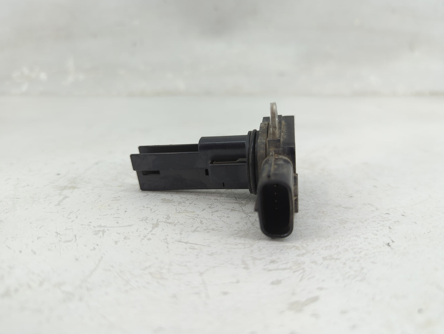 Chevrolet Suburban 1500 Mass Air Flow Meter Maf 1463602 - Oemusedautoparts1.com