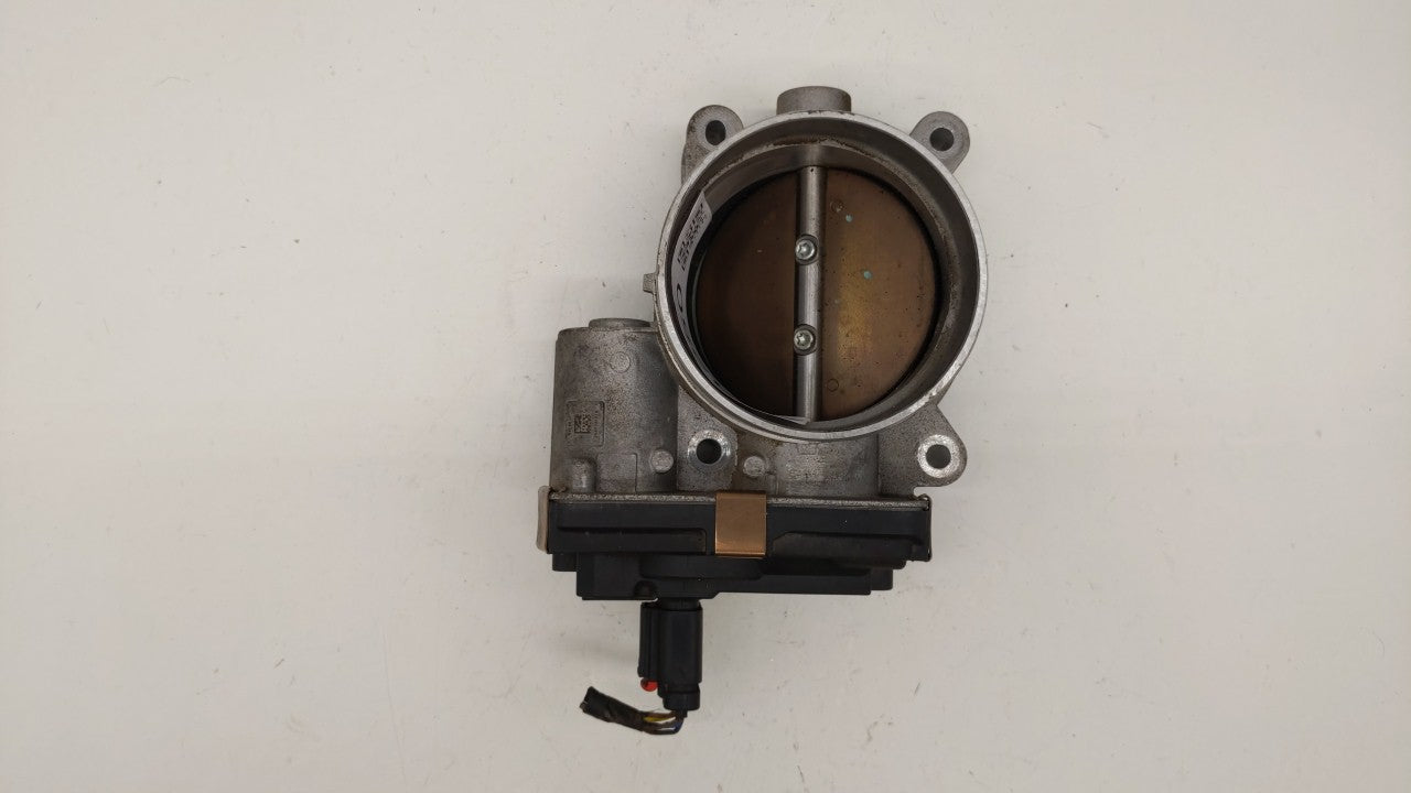 2017 Chevrolet Suburban 1500 Throttle Body P/N:12678224 12617792 Fits Fits 2014 2015 2016 2018 2019 OEM Used Auto Parts - Oe