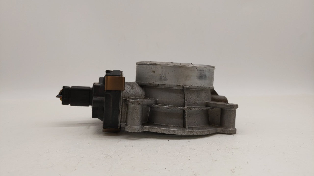 2017 Chevrolet Suburban 1500 Throttle Body P/N:12678224 12617792 Fits Fits 2014 2015 2016 2018 2019 OEM Used Auto Parts - Oe