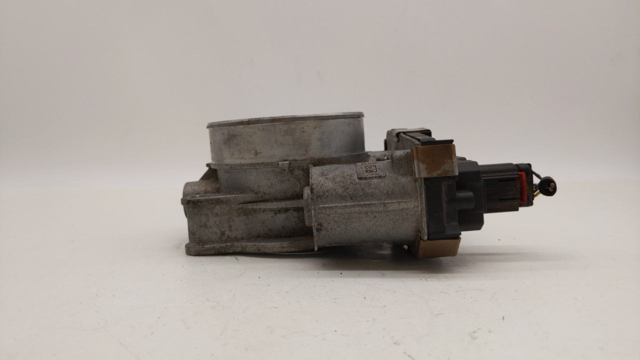 2017 Chevrolet Suburban 1500 Throttle Body P/N:12678224 12617792 Fits Fits 2014 2015 2016 2018 2019 OEM Used Auto Parts - Oe