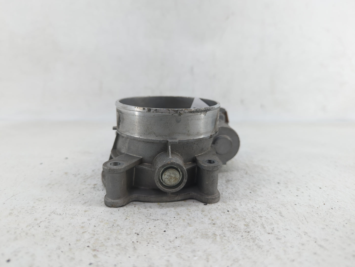 2017 Chevrolet Suburban 1500 Throttle Body P/N:12678224 12617792 Fits Fits 2014 2015 2016 2018 2019 OEM Used Auto Parts - Oe