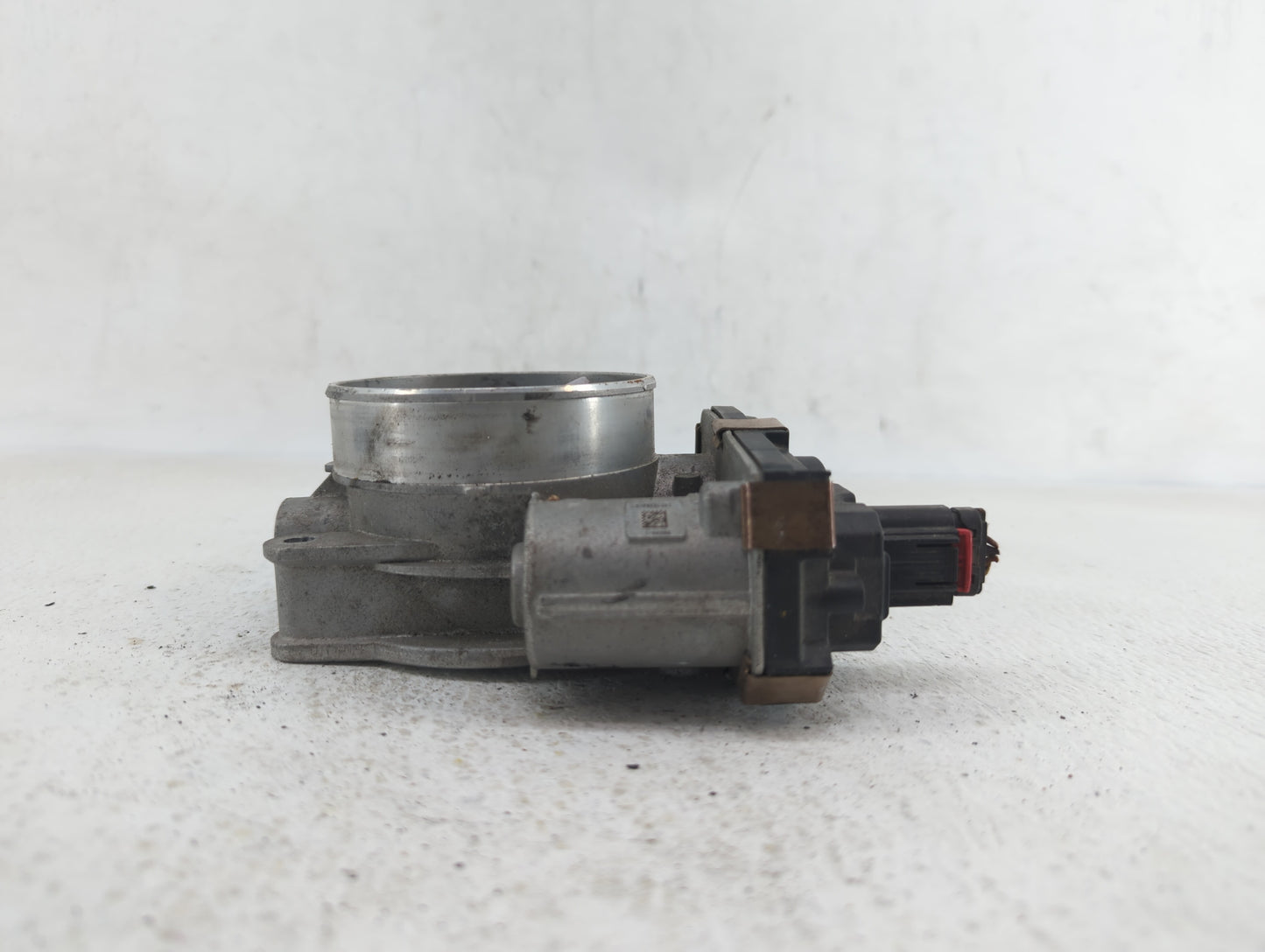 2017 Chevrolet Suburban 1500 Throttle Body P/N:12678224 12617792 Fits Fits 2014 2015 2016 2018 2019 OEM Used Auto Parts - Oe