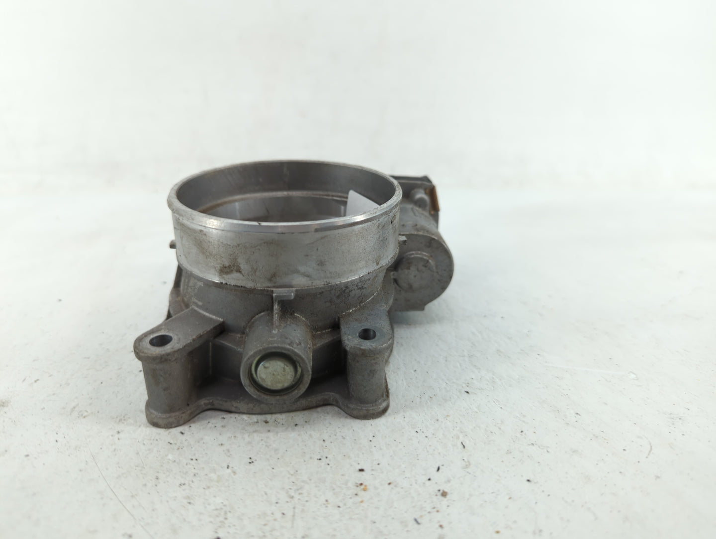 2017 Chevrolet Suburban 1500 Throttle Body P/N:12617792 12678224 Fits Fits 2014 2015 2016 2018 2019 2020 2021 2022 OEM Used 