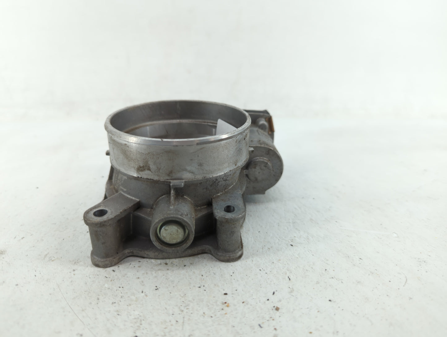 2017 Chevrolet Suburban 1500 Throttle Body P/N:12617792 12678224 Fits Fits 2014 2015 2016 2018 2019 2020 2021 2022 OEM Used 