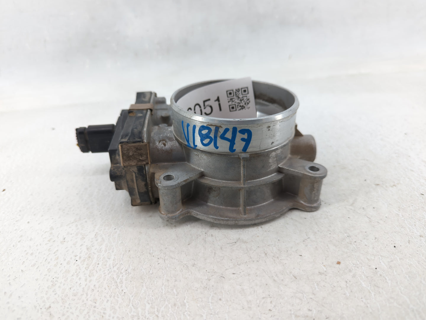 2017 Chevrolet Suburban 1500 Throttle Body P/N:12617792 Fits Fits 2014 2015 2016 2018 2019 2020 2021 2022 OEM Used Auto Part