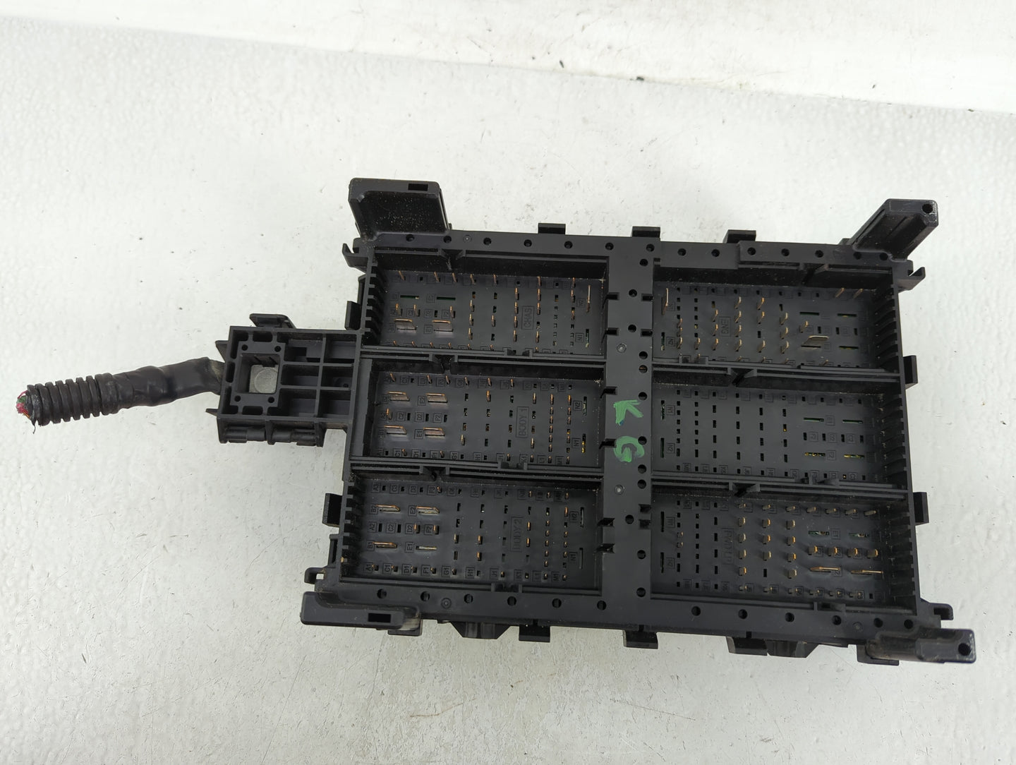 2015-2020 Chevrolet Tahoe Fusebox Fuse Box Panel Relay Module P/N:23225905 Fits Fits 2015 2016 2017 2018 2019 2020 OEM Used 