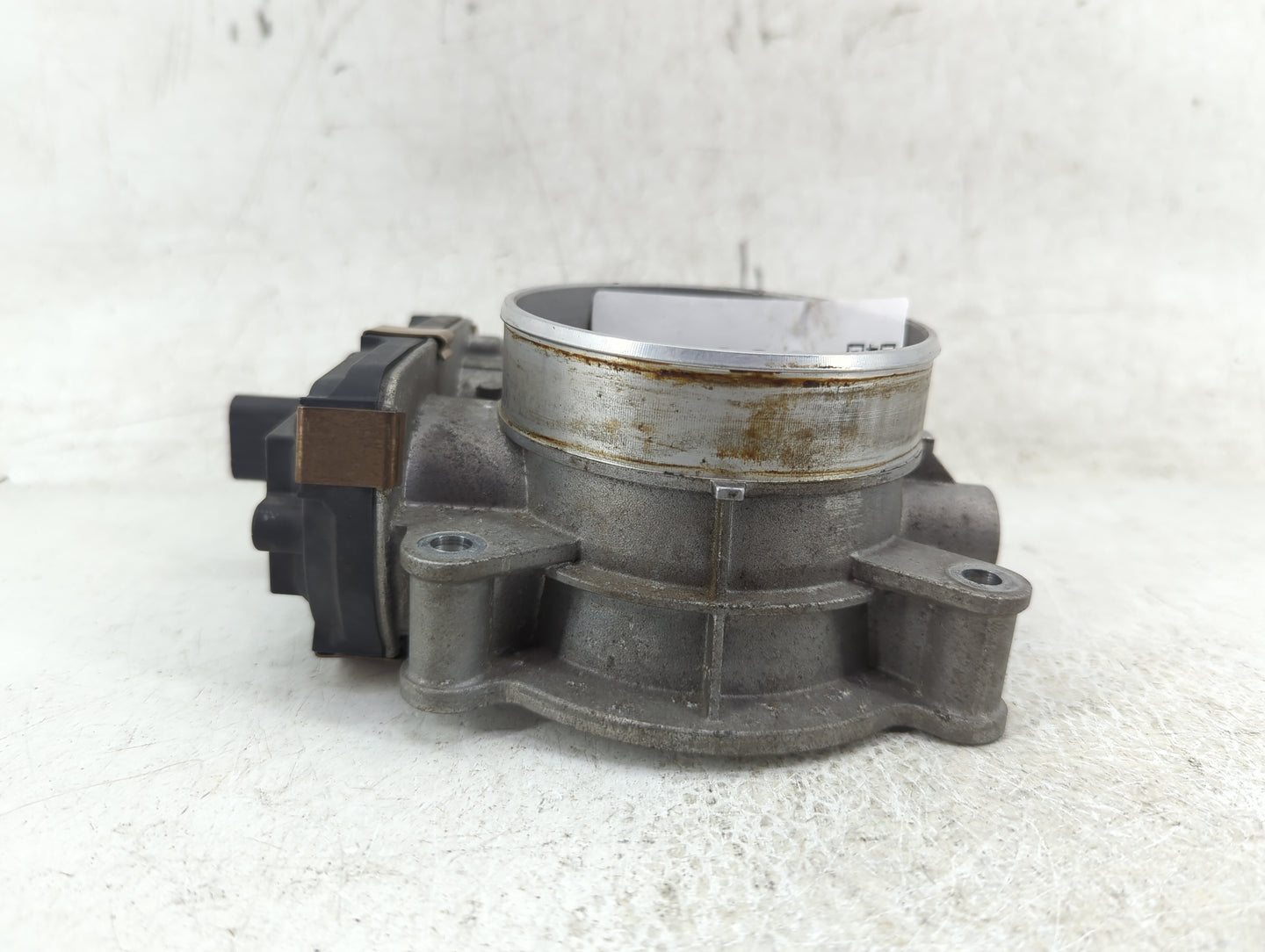 2015-2022 Chevrolet Tahoe Throttle Body P/N:12617792 Fits Fits 2014 2015 2016 2017 2018 2019 2020 2021 2022 OEM Used Auto Pa