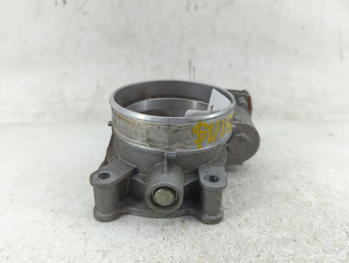 2015-2022 Chevrolet Tahoe Throttle Body P/N:12617792 Fits Fits 2014 2015 2016 2017 2018 2019 2020 2021 2022 OEM Used Auto Pa
