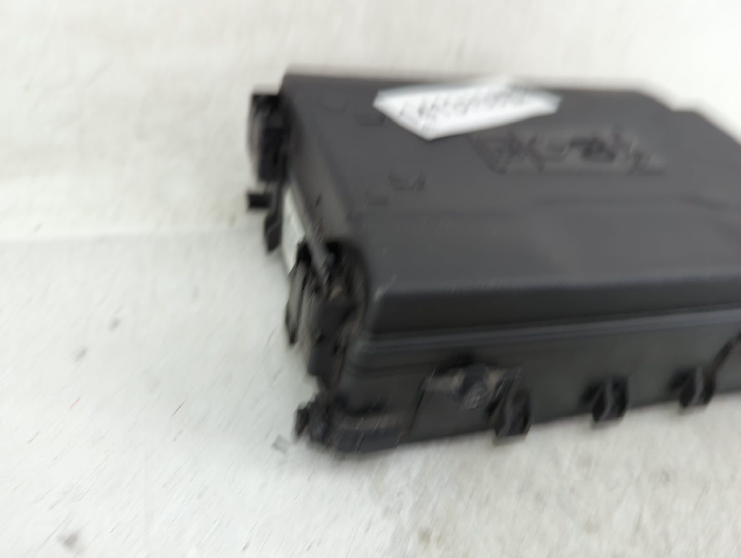 2015-2020 Chevrolet Tahoe Fusebox Fuse Box Panel Relay Module P/N:84017672 8632380060323 Fits Fits 2015 2016 2017 2018 2019 
