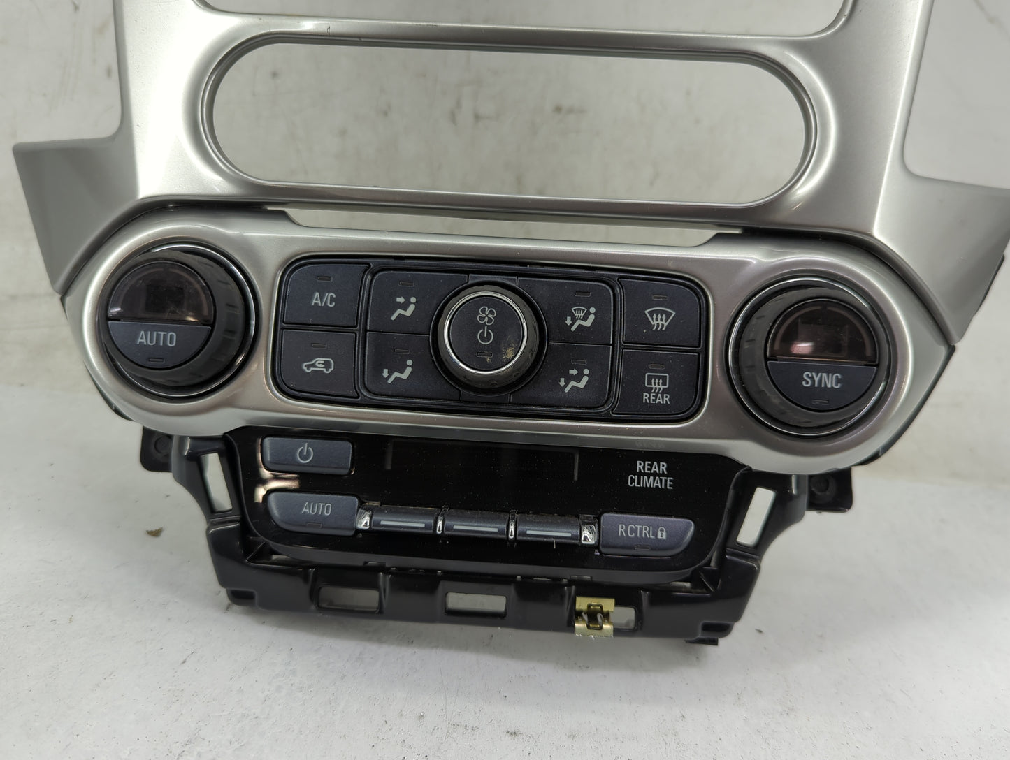 2015-2017 Chevrolet Tahoe Climate Control Module Temperature AC/Heater Replacement P/N:84164477 Fits Fits 2015 2016 2017 OEM