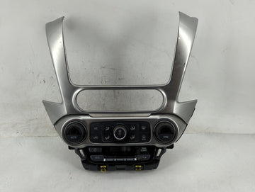 2015-2017 Chevrolet Tahoe Climate Control Module Temperature AC/Heater Replacement P/N:84164477 7370200000000X Fits OEM Used